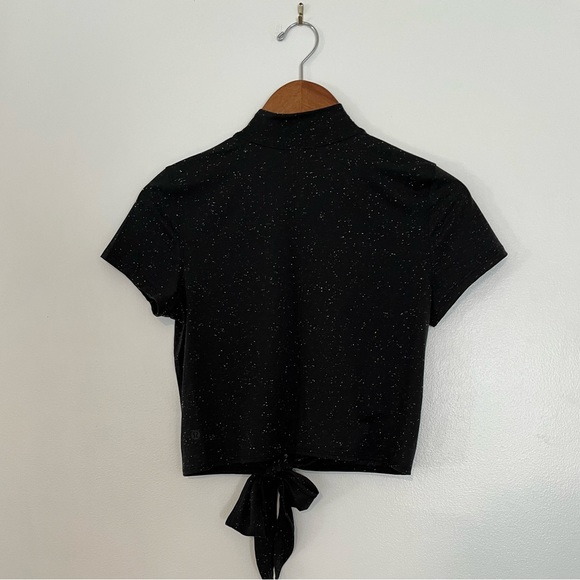 Lululemon Time to Restore Mock Neck Short Sleeve in Black and White - Picture 5 of 9